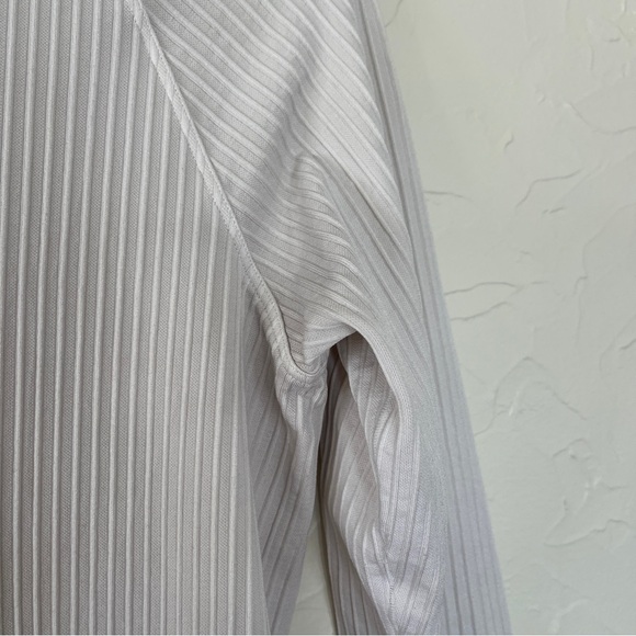 Lululemon Rest Less Pullover Long Sleeve. White - Picture 6 of 9